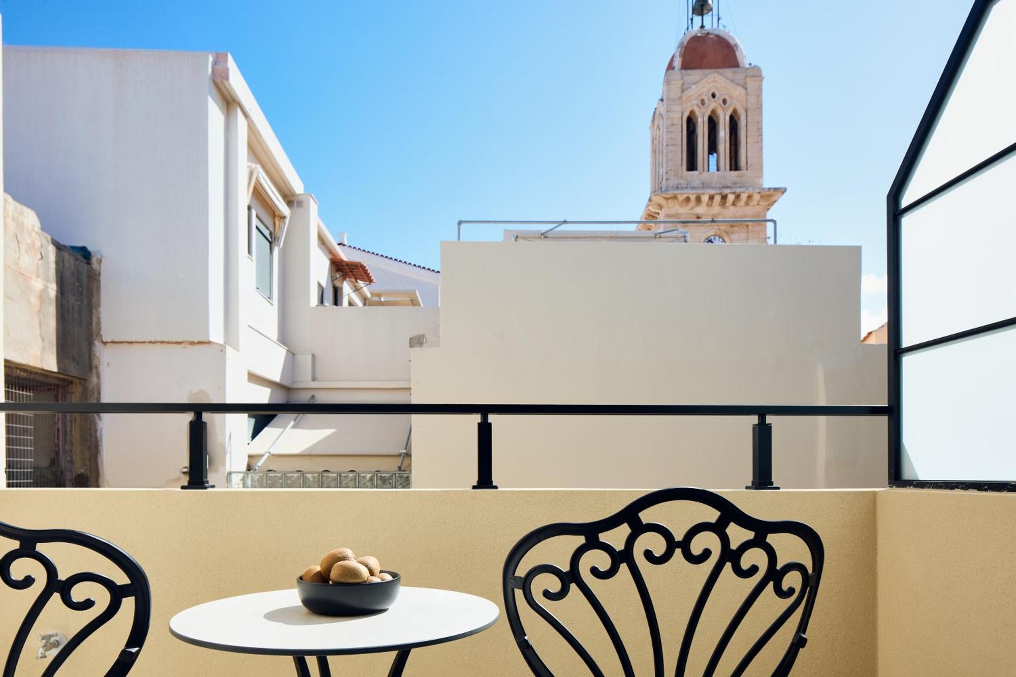 Grande Madonna Luxury Boutique Suites 罗希姆诺 客房 照片