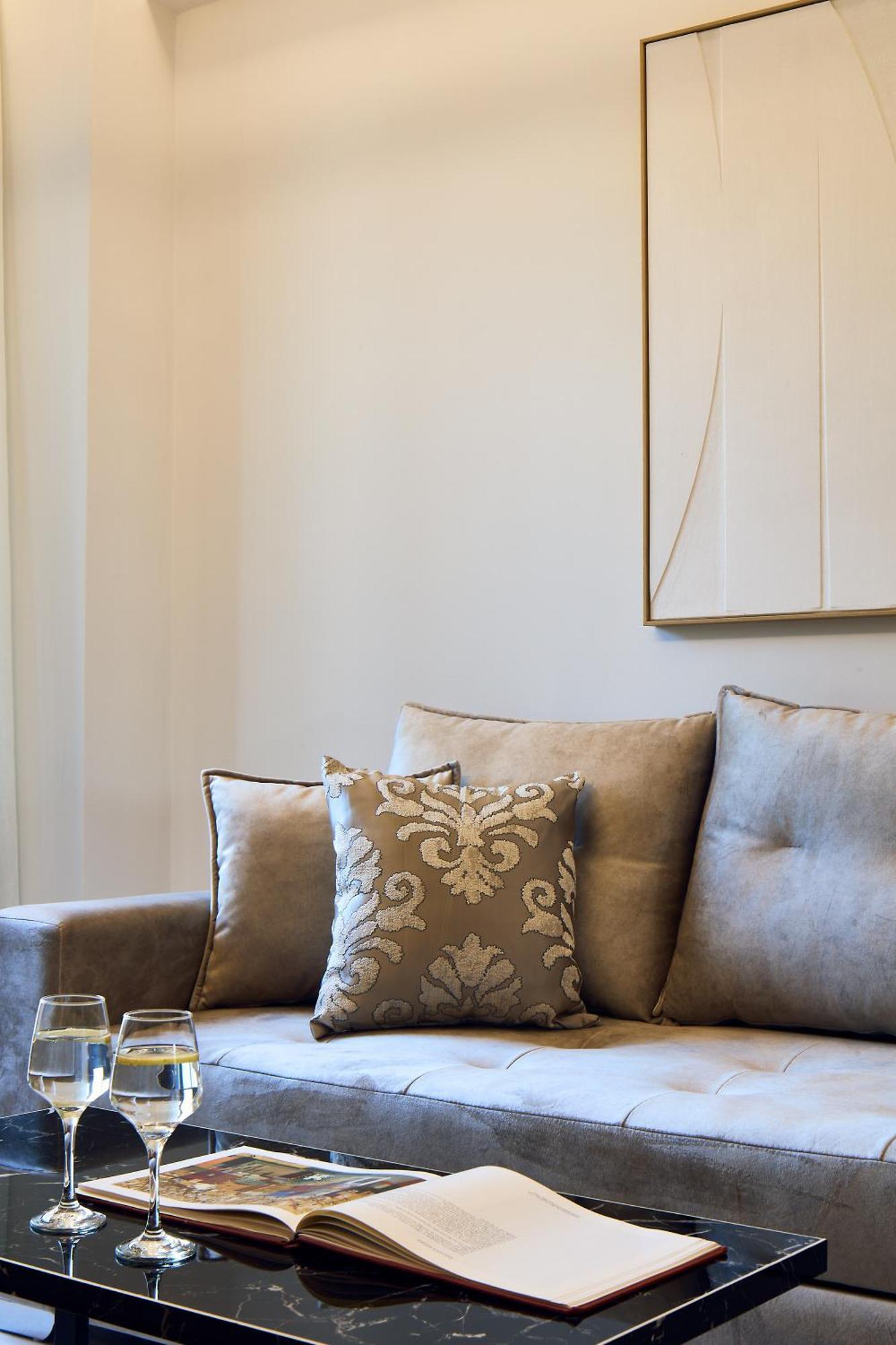 Grande Madonna Luxury Boutique Suites 罗希姆诺 客房 照片