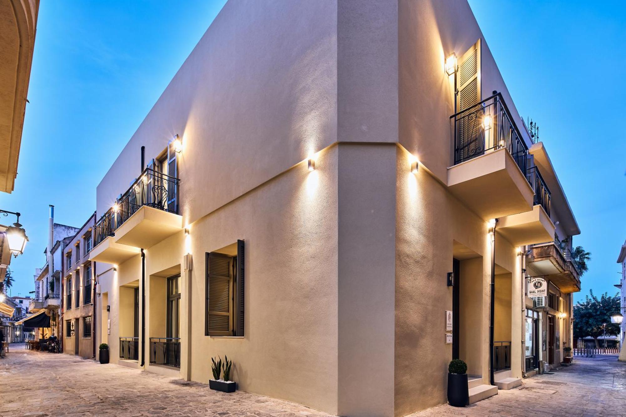 Grande Madonna Luxury Boutique Suites 罗希姆诺 外观 照片