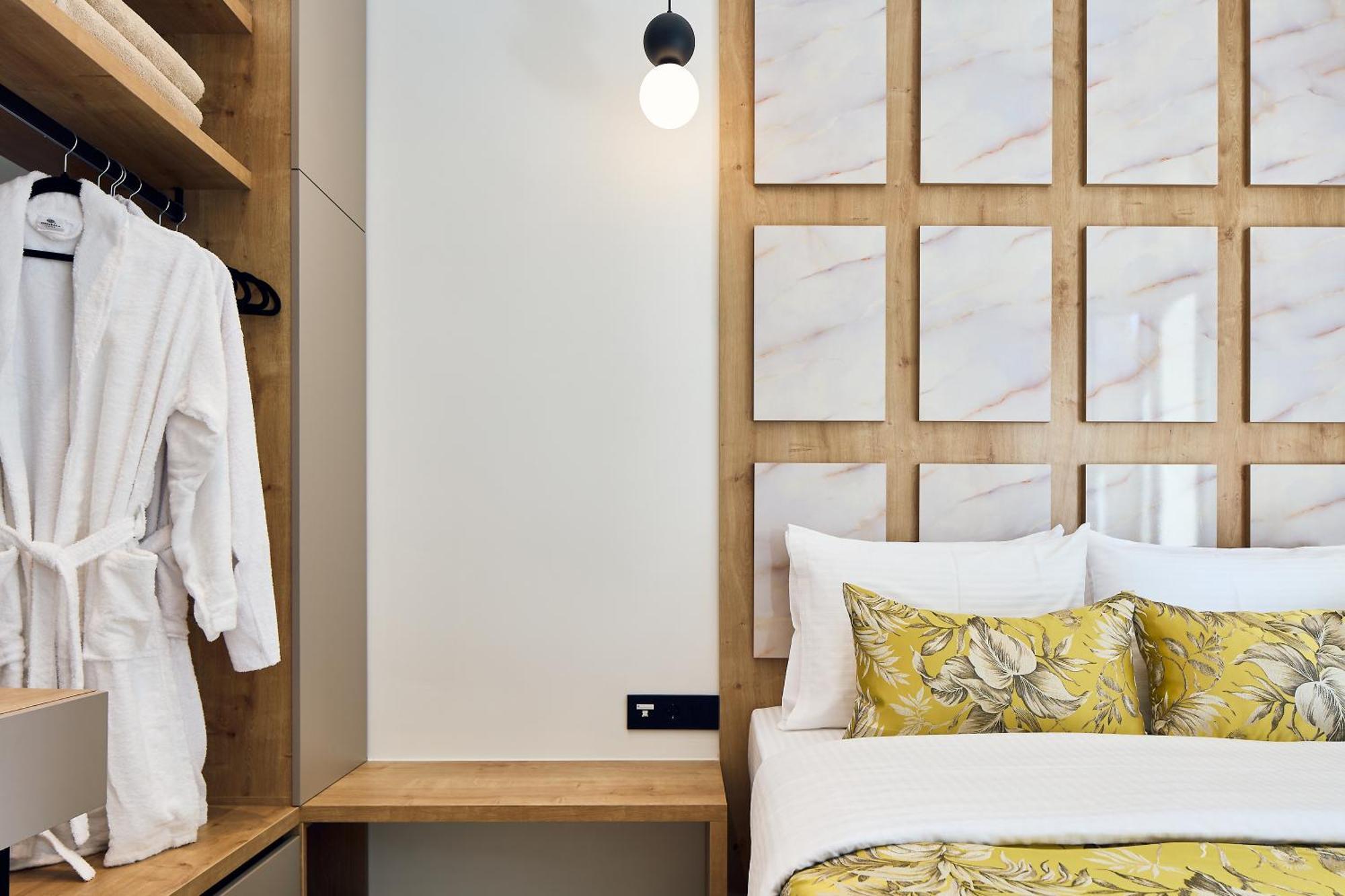 Grande Madonna Luxury Boutique Suites 罗希姆诺 客房 照片